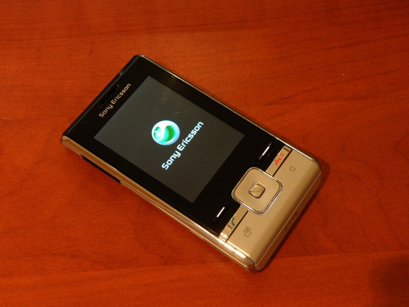 Sony Ericsson T715