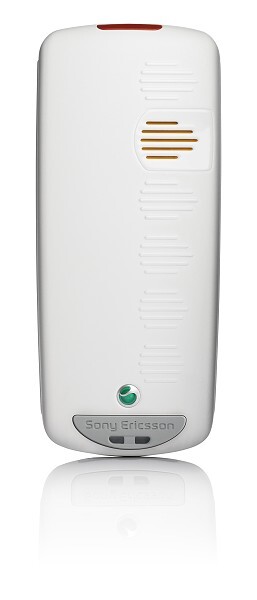 Sony Ericsson: tři nové low-endy (J220i, J230i, Z300i)