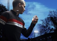 Sony Ericsson: tři nové low-endy (J220i, J230i, Z300i)