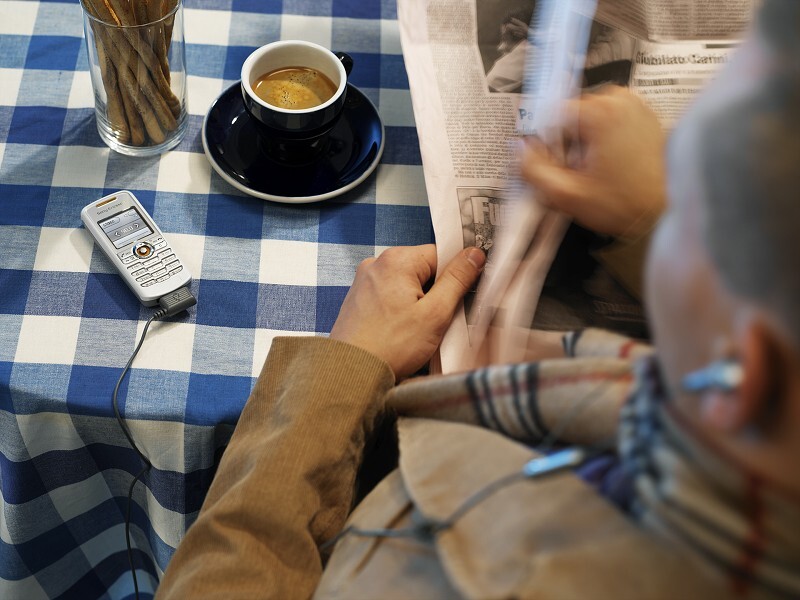 Sony Ericsson: tři nové low-endy (J220i, J230i, Z300i)