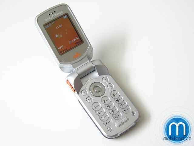 Sony Ericsson W300i