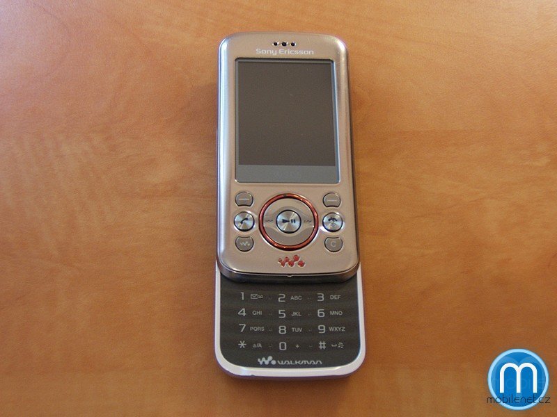 Sony Ericsson W395