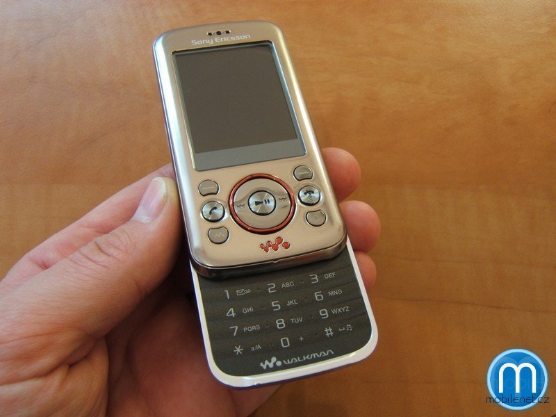 Sony Ericsson W395