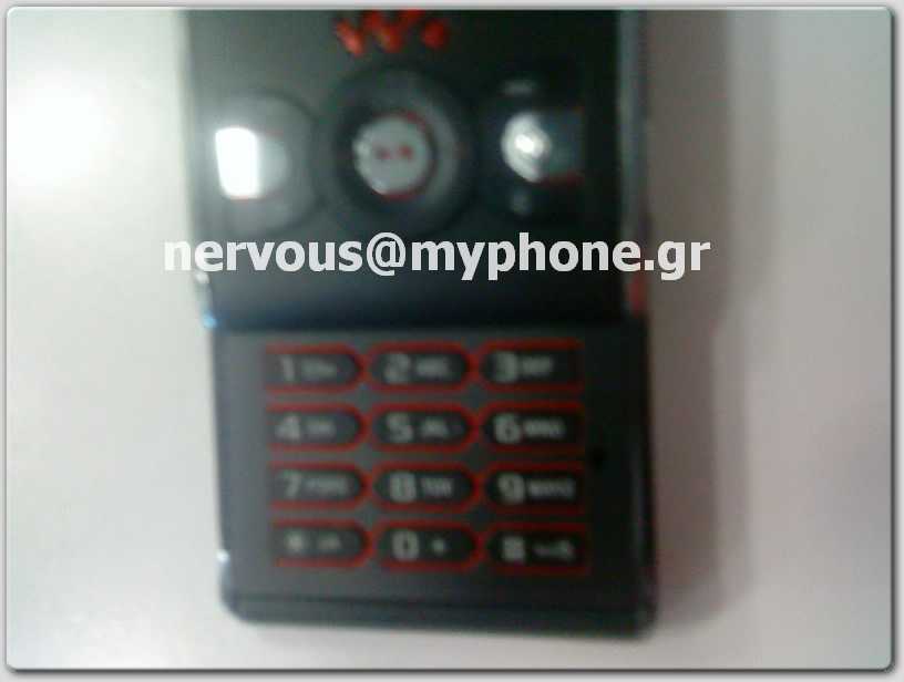 Sony Ericsson W595
