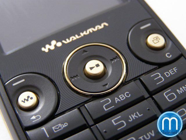 Sony Ericsson W660i