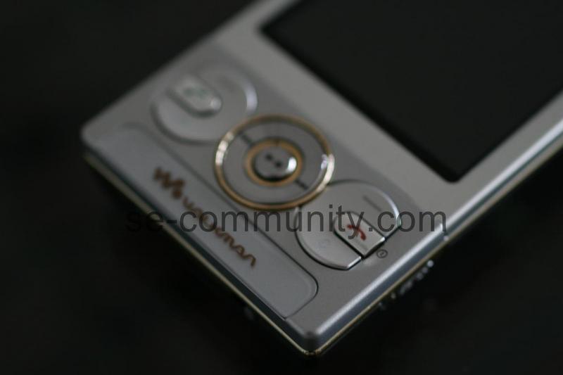 Sony Ericsson W705