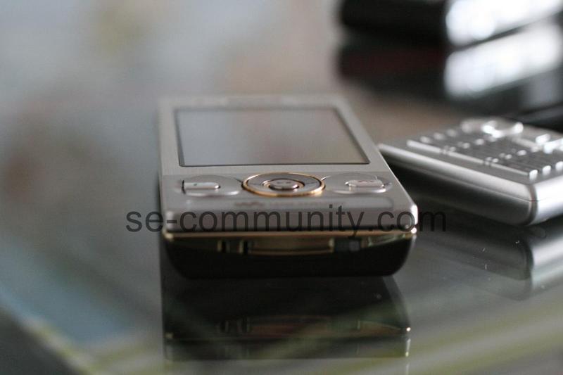 Sony Ericsson W705