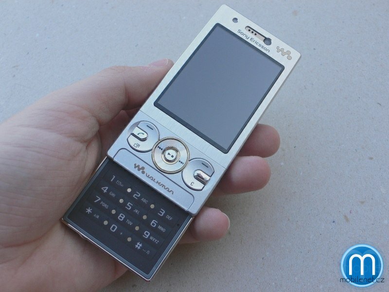 Sony Ericsson W705