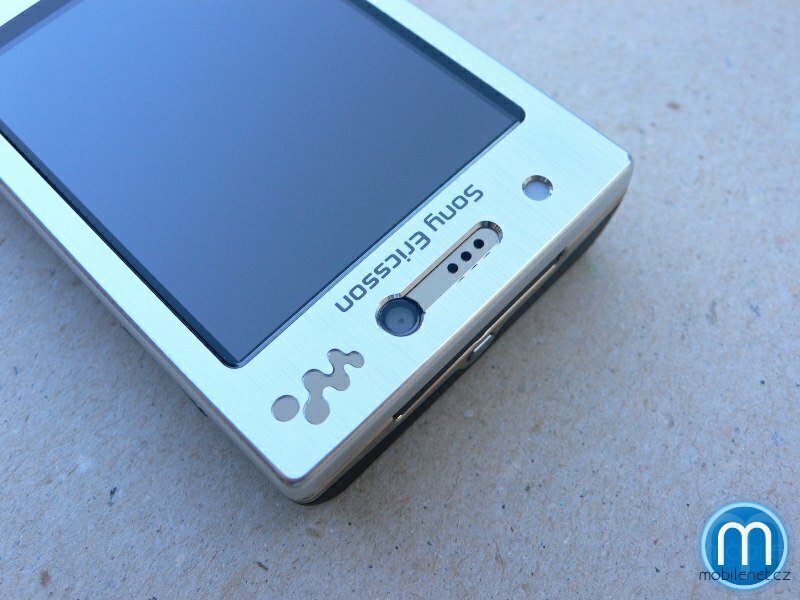 Sony Ericsson W705