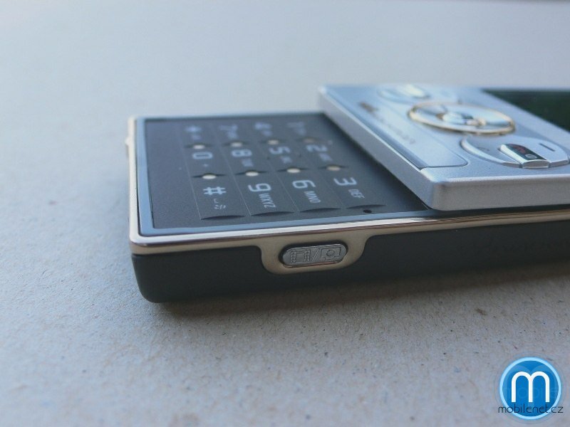 Sony Ericsson W705