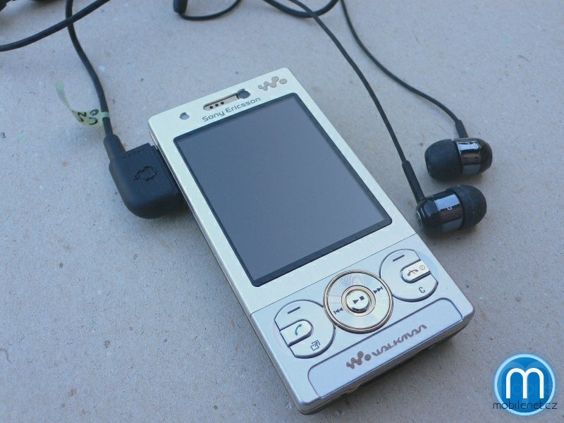 Sony Ericsson W705
