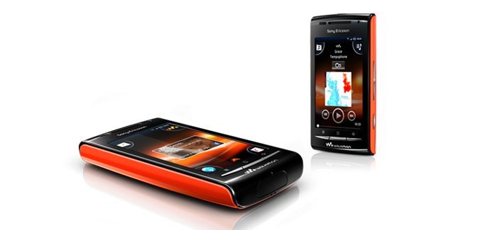 Sony Ericsson W8