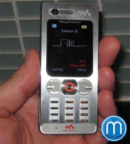Sony Ericsson W880i
