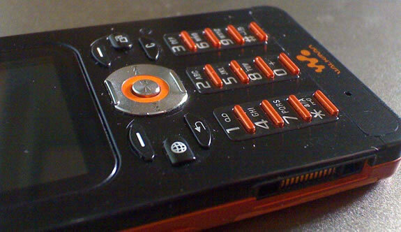 Sony Ericsson W880i