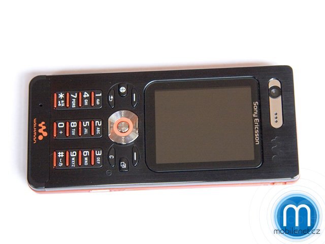 Sony Ericsson W880i