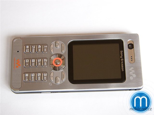 Sony Ericsson W880i