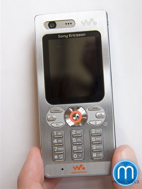 Sony Ericsson W880i
