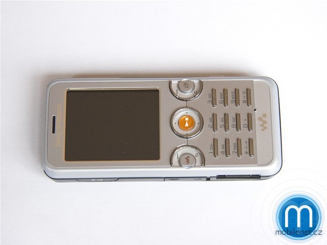 Sony Ericsson W880i