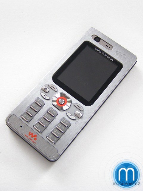 Sony Ericsson W880i
