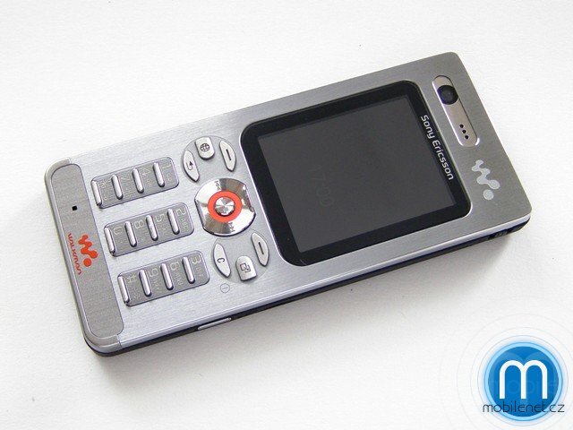 Sony Ericsson W880i