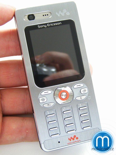 Sony Ericsson W880i