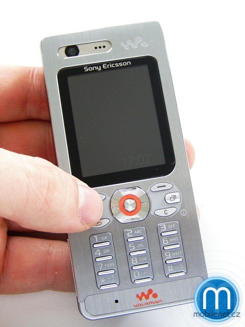 Sony Ericsson W880i
