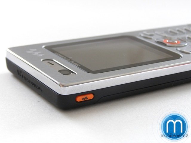 Sony Ericsson W880i
