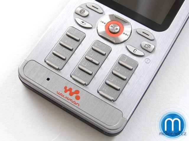 Sony Ericsson W880i