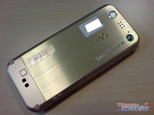 Sony Ericsson W890i