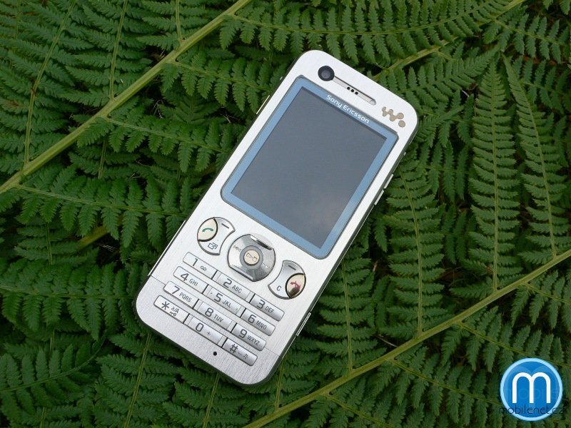 Sony Ericsson W890i