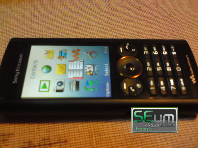Sony Ericsson W902