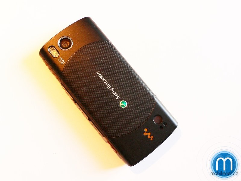 Sony Ericsson W902