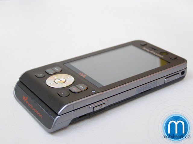 Sony Ericsson W960i