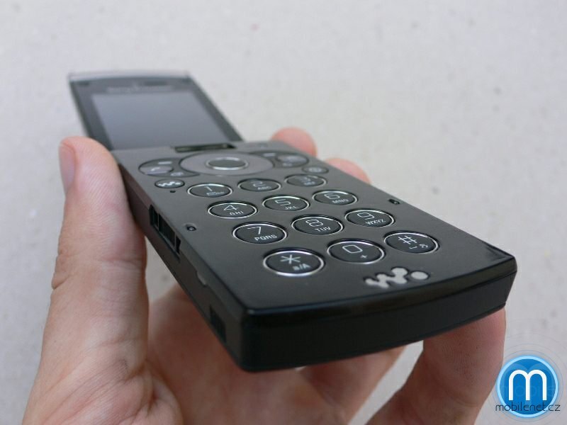 Sony Ericsson W980