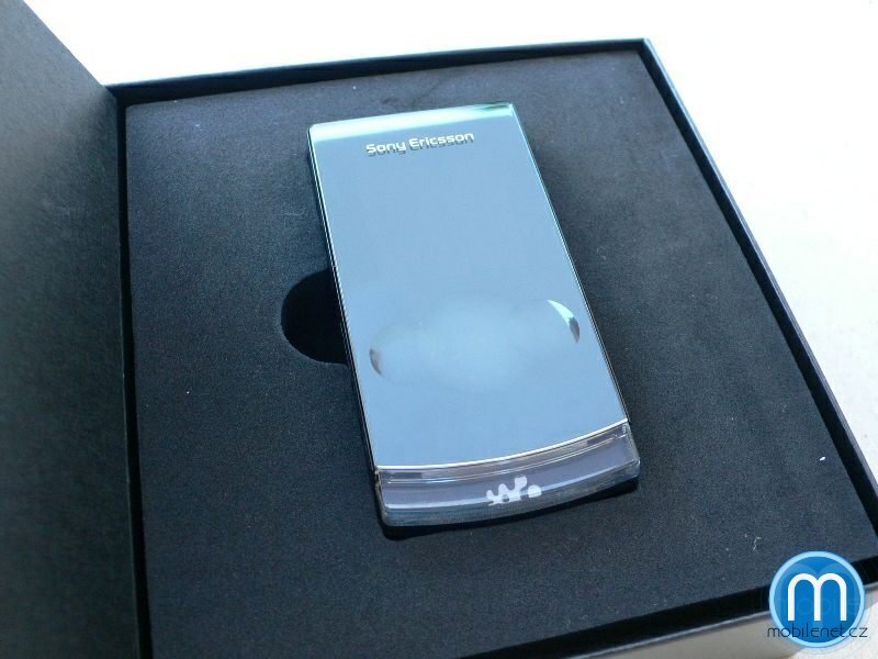 Sony Ericsson W980