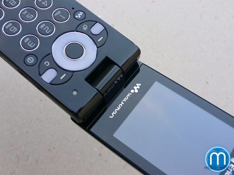 Sony Ericsson W980