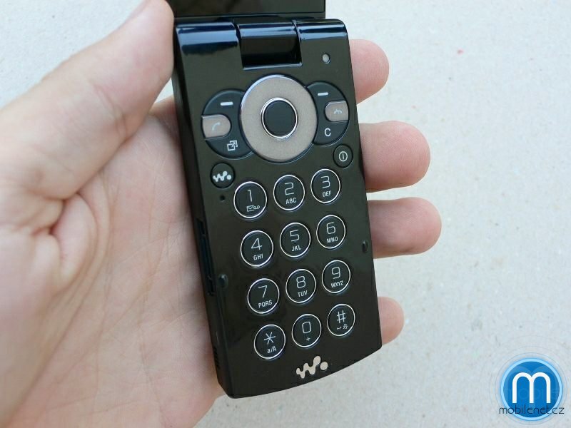 Sony Ericsson W980