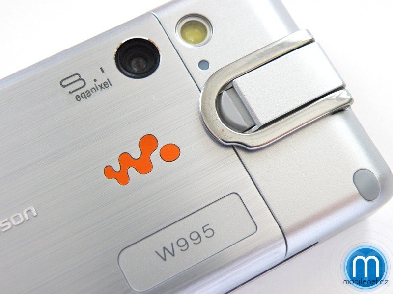 Sony Ericsson W995
