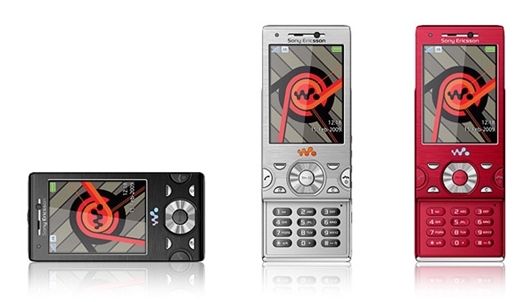 Sony Ericsson W995: multimediální pecka