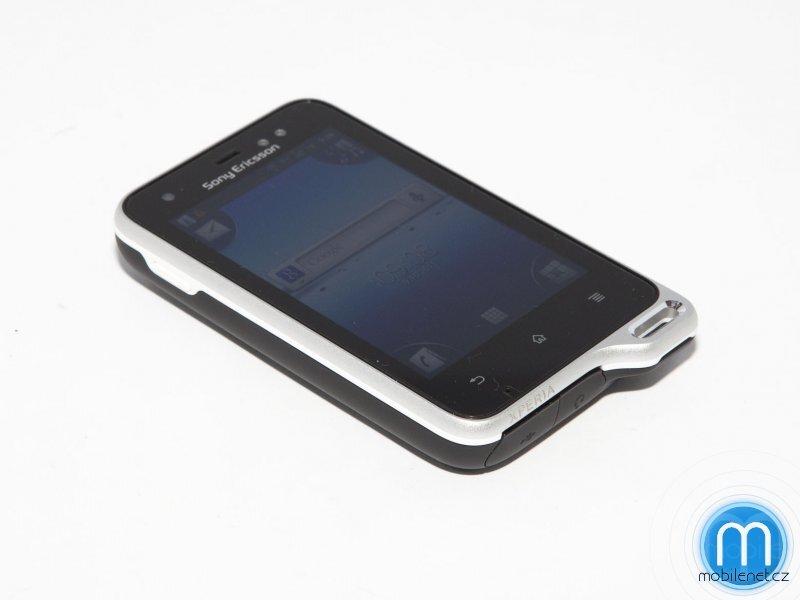 Sony Ericsson Xperia active