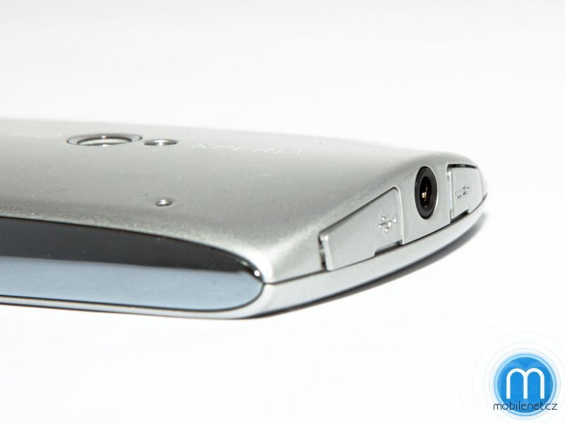 Sony Ericsson Xperia neo