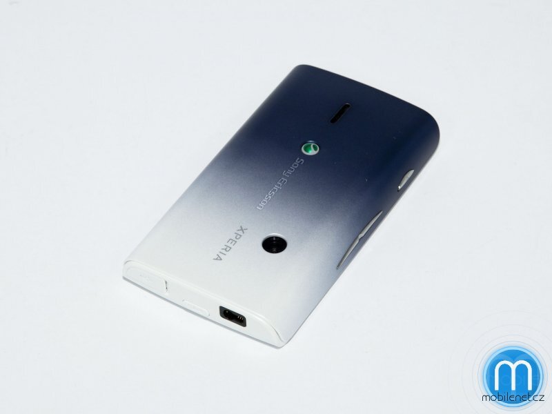 Sony Ericsson Xperia X8