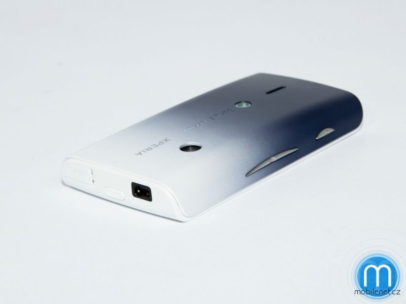 Sony Ericsson Xperia X8
