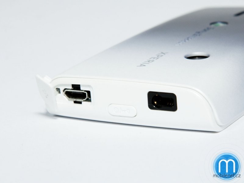 Sony Ericsson Xperia X8