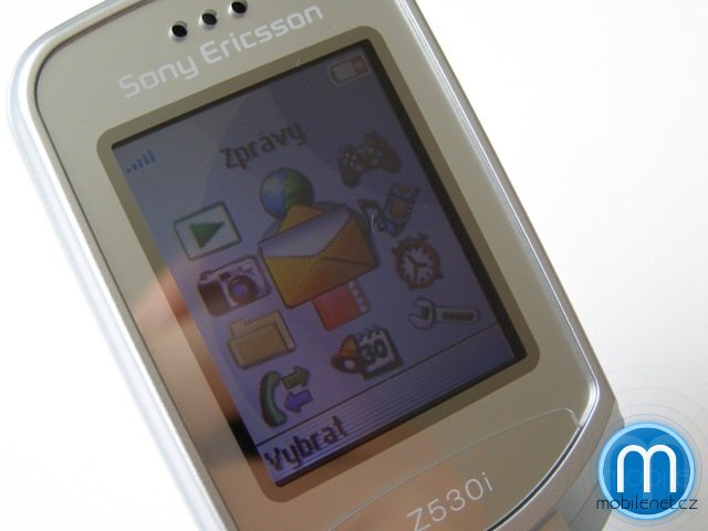 Sony Ericsson Z530i