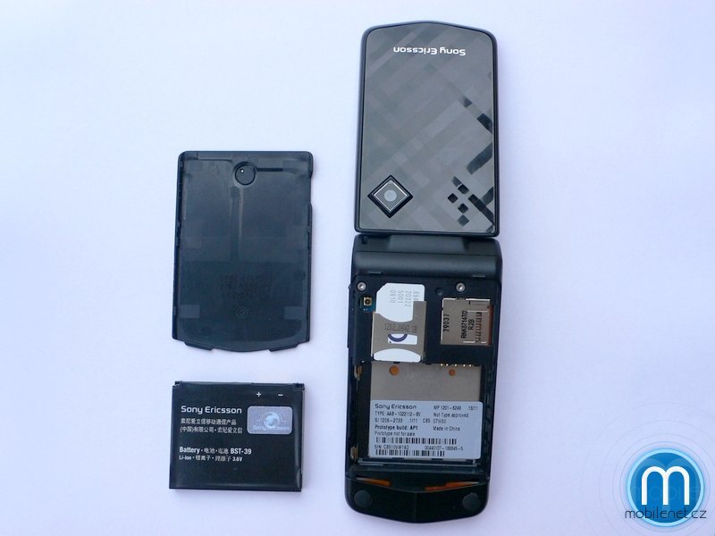 Sony Ericsson Z555i