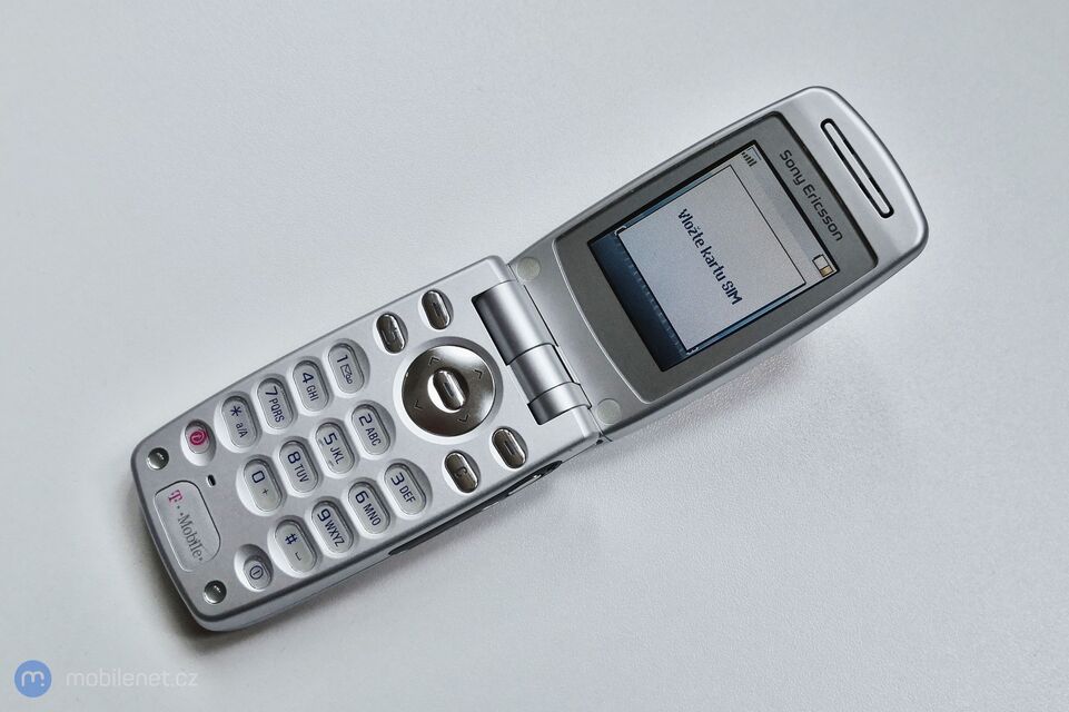 Sony Ericsson Z600