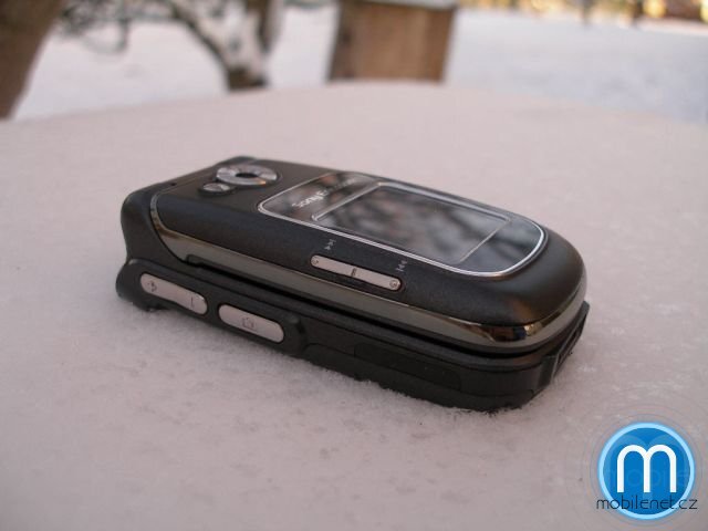 Sony Ericsson Z710i
