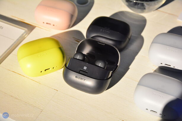 Sony WF-SP900