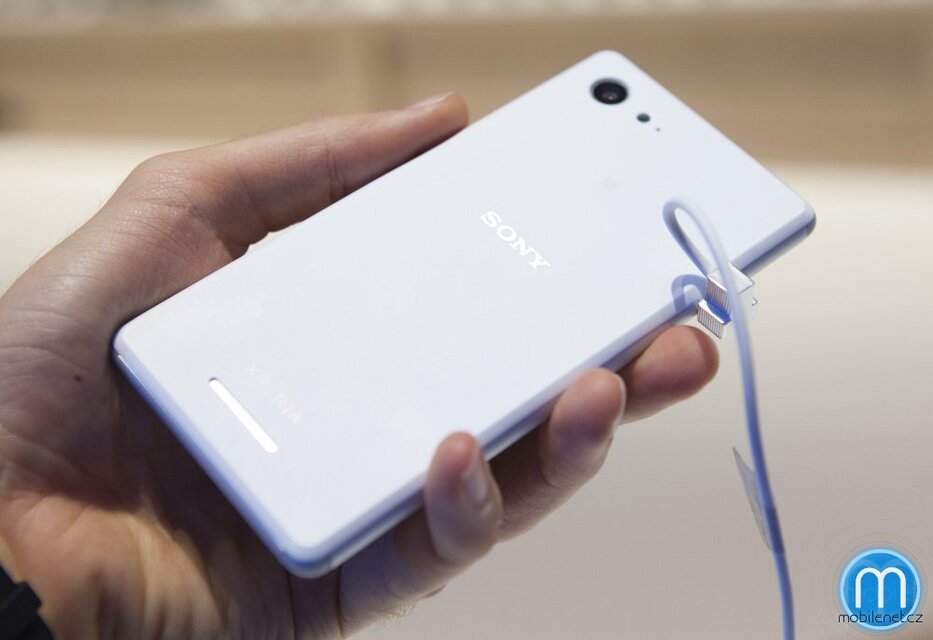 Sony Xperia E3
